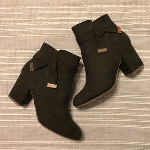 BRAND NEW Army Green Ankle Booties